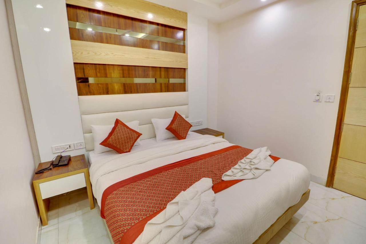 Hotel York Legacy -3 Minutes Walk From New Delhi Railway Station 'The 5 Star Ambience' Newly Built Bagian luar foto