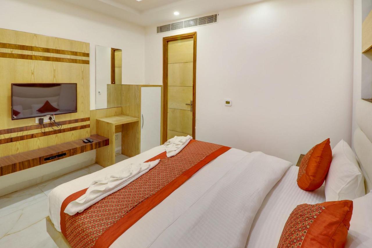 Hotel York Legacy -3 Minutes Walk From New Delhi Railway Station 'The 5 Star Ambience' Newly Built Bagian luar foto