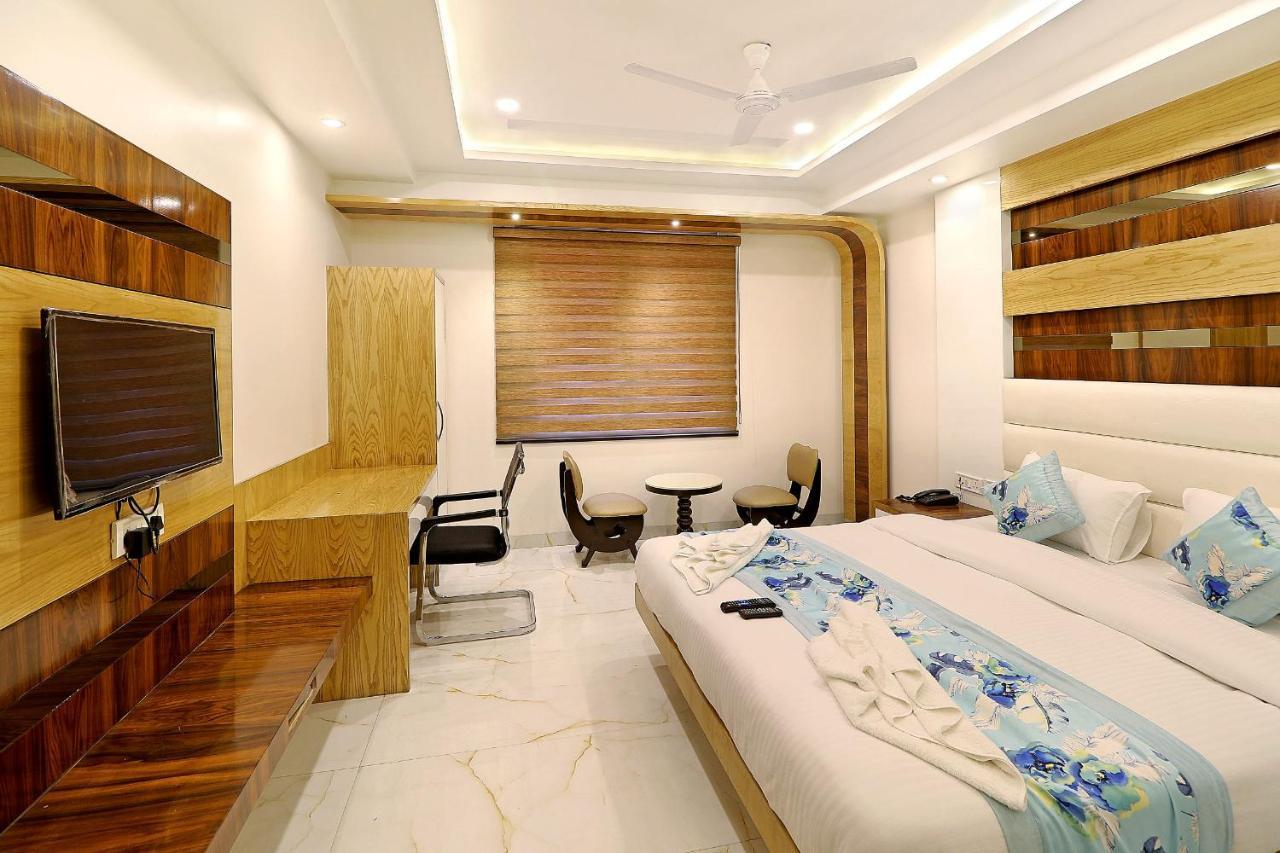 Hotel York Legacy -3 Minutes Walk From New Delhi Railway Station 'The 5 Star Ambience' Newly Built Bagian luar foto